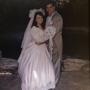 Meet your Posher, Bobbie